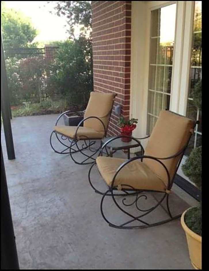 La Maison in Midtown an urban B&B