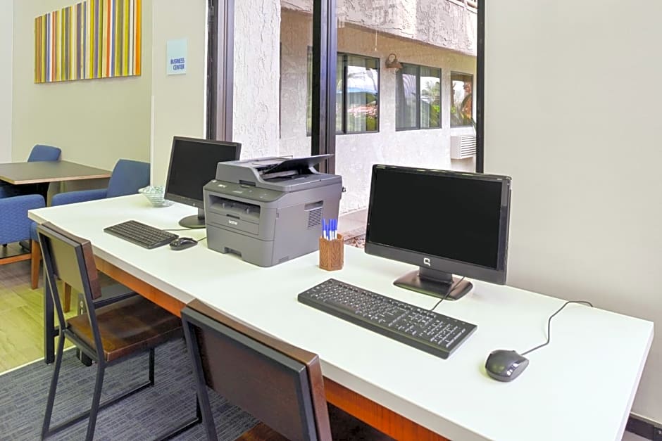 Holiday Inn Express Palm Desert By IHG
