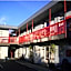 Broadway Motor Inn