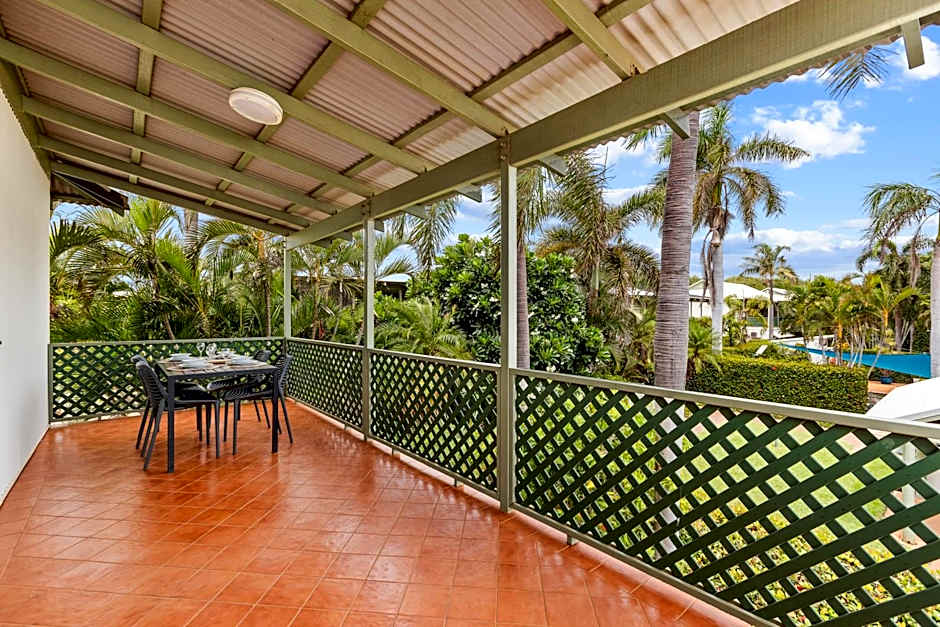 Cable Beachside Villas