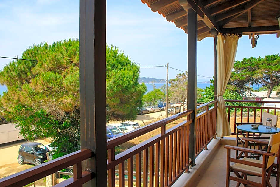 Studios Liotrivi Ouranoupolis