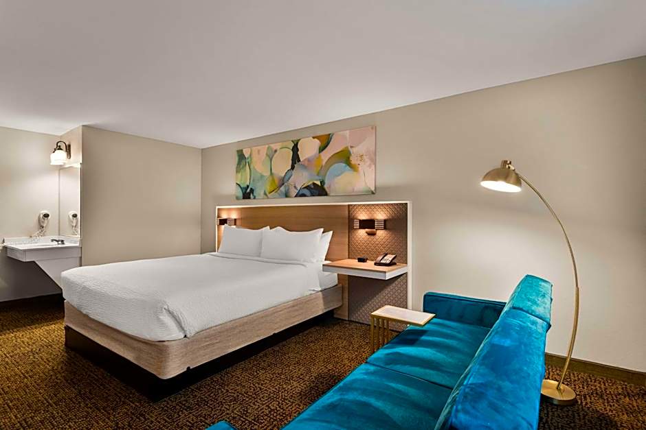 Wyndham Garden Galena Hotel & Day Spa