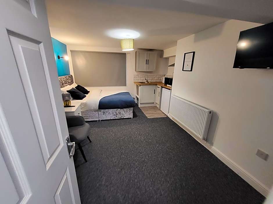 Premier Studios Nottingham - Tring Vale