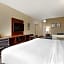 Comfort Inn & Suites Near Six Flags & Medical Center