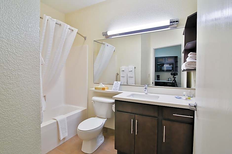 Candlewood Suites Bismarck By IHG