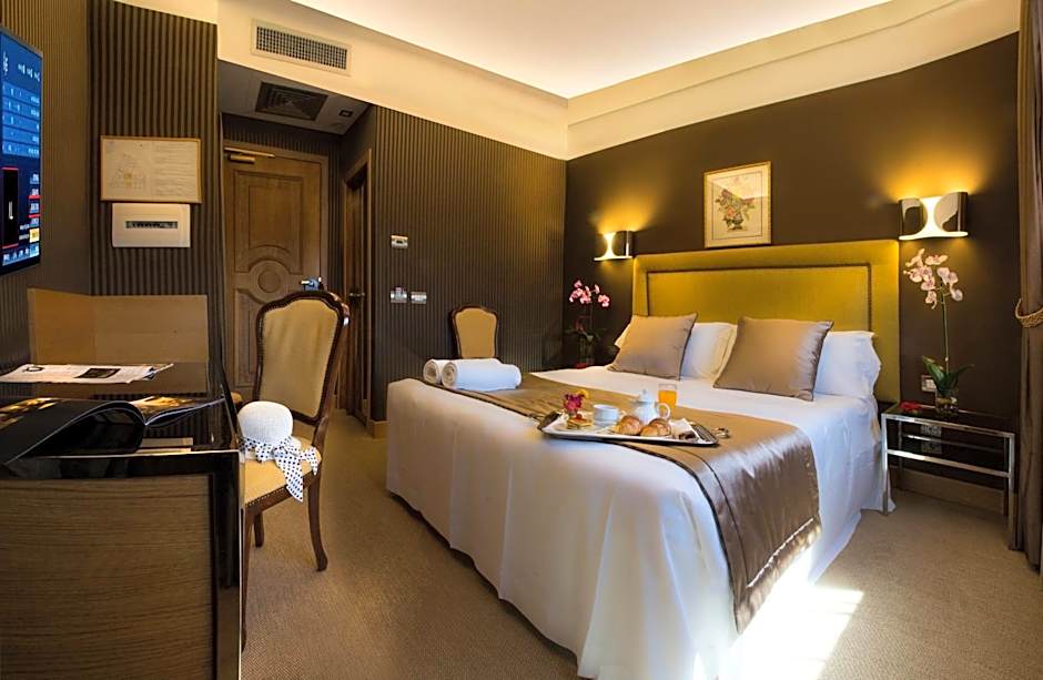 Marcella Royal Hotel