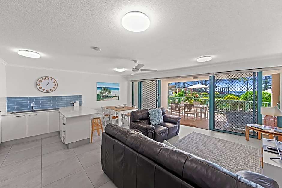 The Norfolks on Moffat Beach