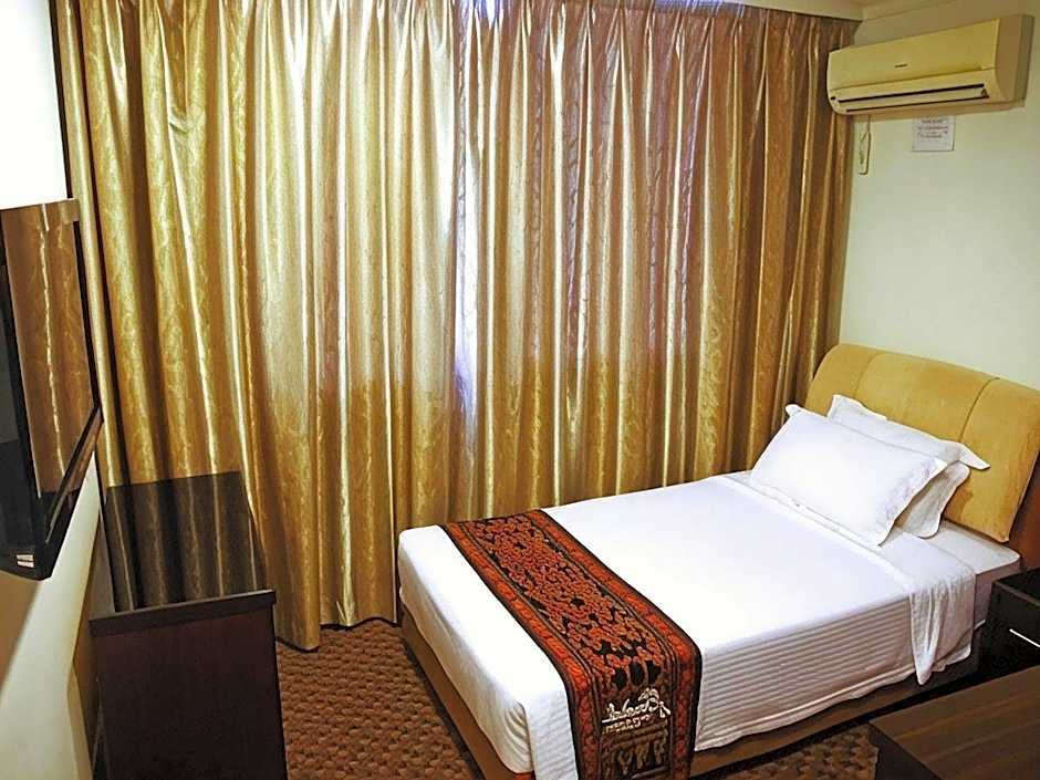 Royal Hotel