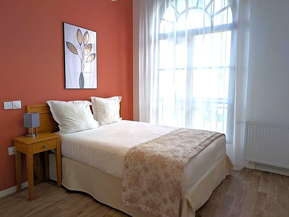 Foto 1 di 4 di Standard Apartment