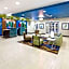 La Quinta Inn & Suites by Wyndham Floresville