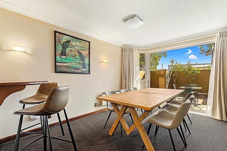 Hotel Elms Christchurch, an Ascend Collection Hotel