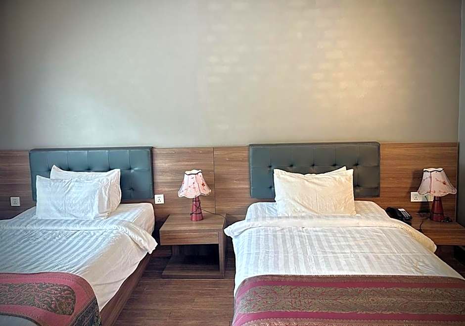 Photo 1 of 7 of Deluxe 2 Beds, Mountain View