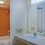 Bristol Parkway inn