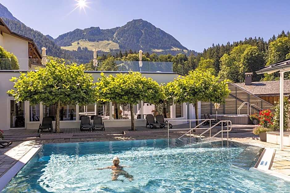 Alm- & Wellnesshotel Alpenhof