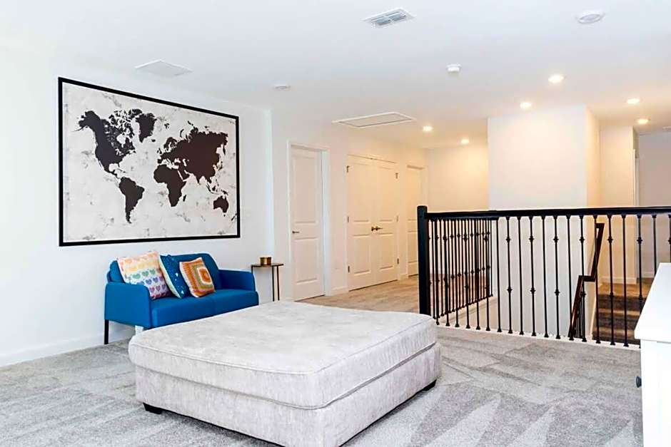 Super nice and spacious 9BDR home