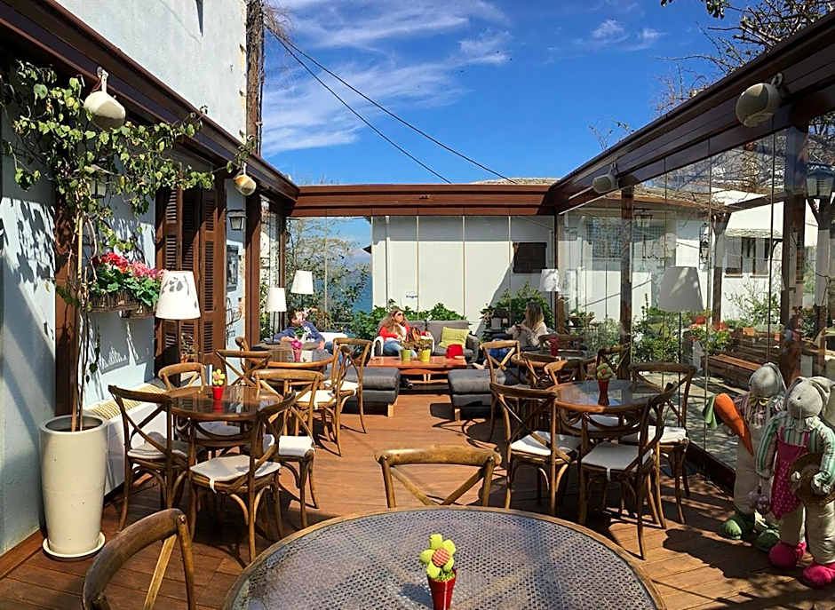 Boutique Hotel Kentrikon & Bungalows