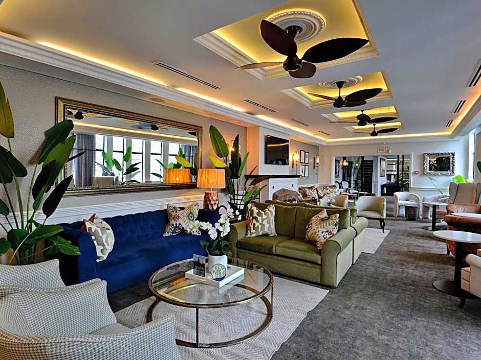 Hilton Homestead by ANEW