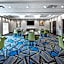 Holiday Inn Express & Suites Bryan - College Station By IHG