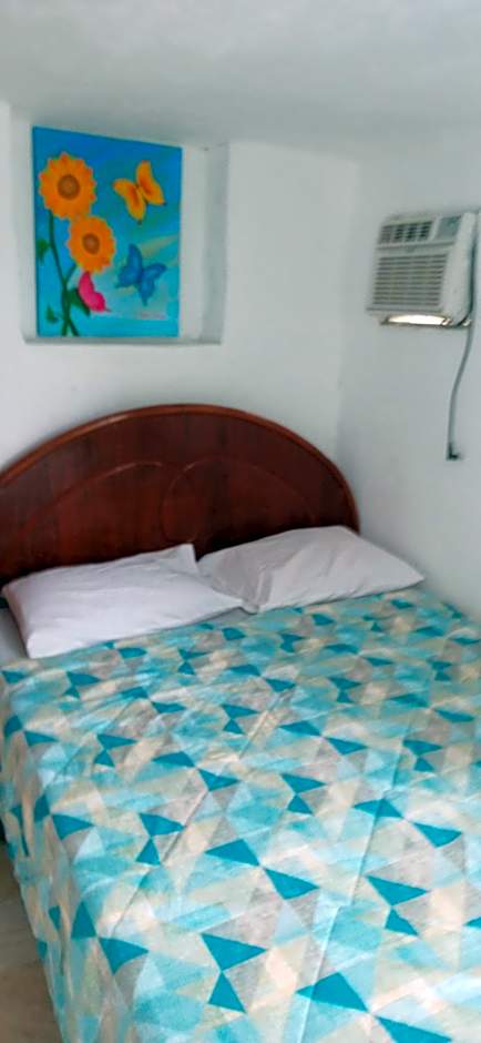 Hostel Cidade Nova, próximo a estação metrô praça 11, onde você tem acesso direto a quaisquer Shows nas praias da zona Sul