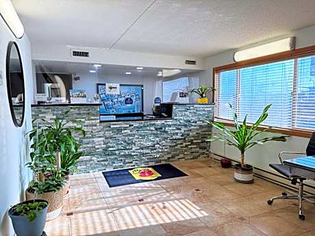 Super 8 by Wyndham West Fargo Main Ave ND