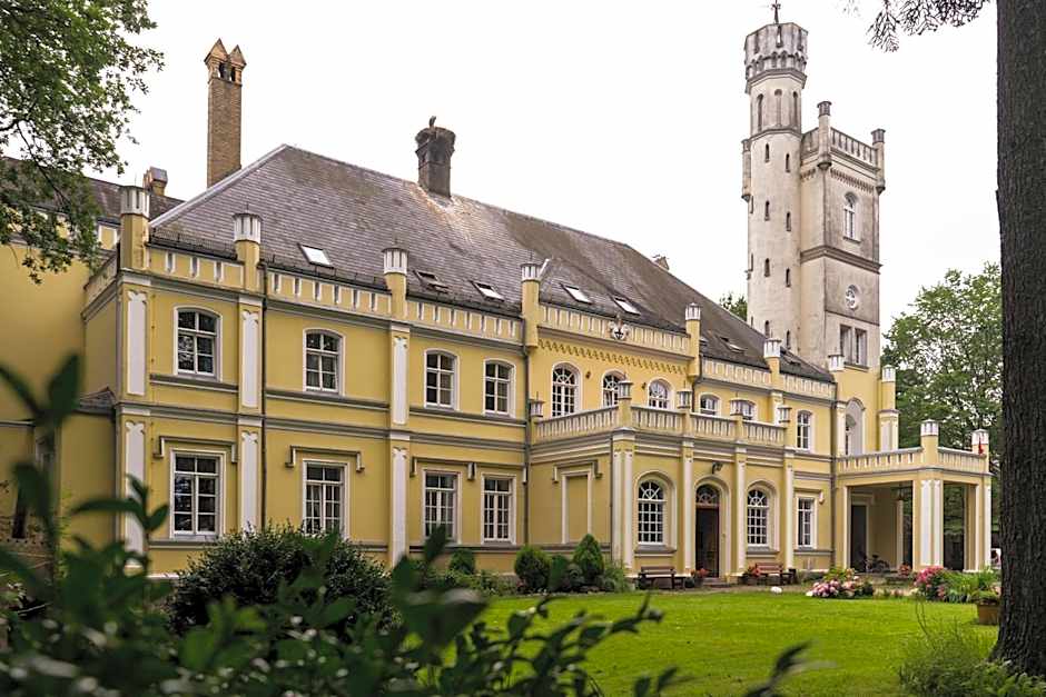 Pałac Pensjonat Ptaszynka