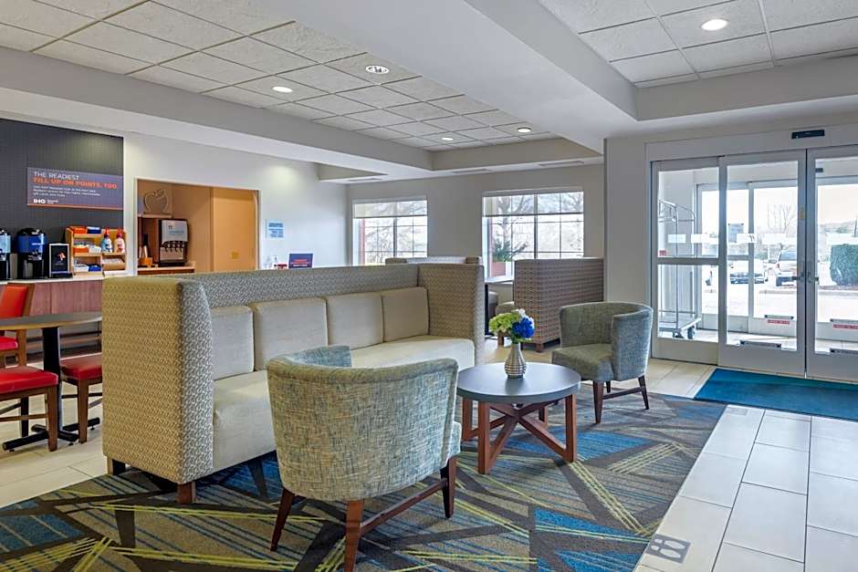 Holiday Inn Express Charlotte West - Gastonia By IHG