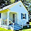 Green Gables Bungalow Court