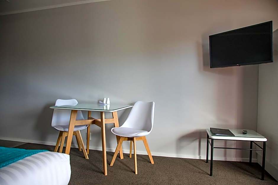 BKs Palm Court Motor Lodge