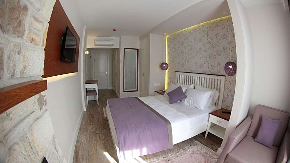 Photo 1 of 16 of Deluxe, Side Sea View
