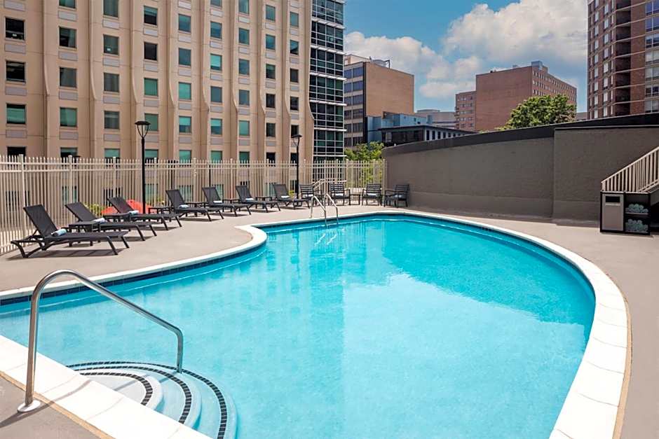 DoubleTree by Hilton Washington DC Silver Spring