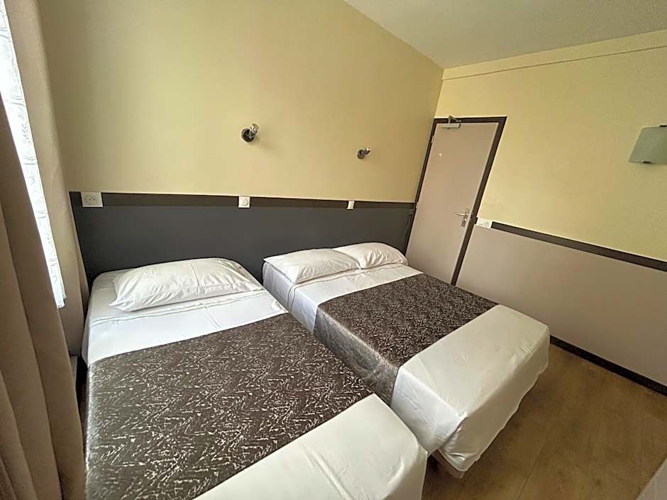 Hotel des Bains à 10 min de Paris