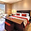 Olivia Plaza Hotel