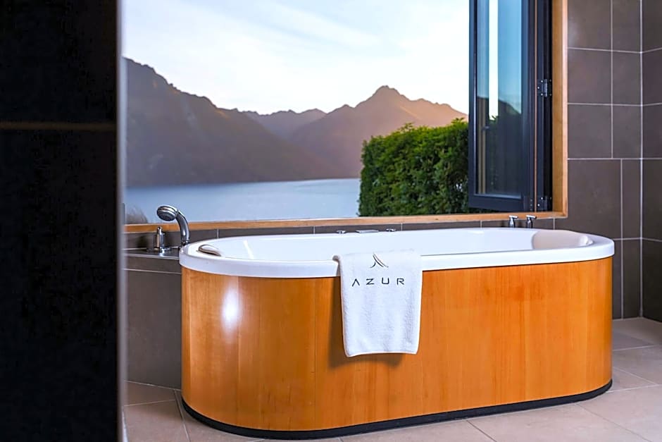 Azur Lodge