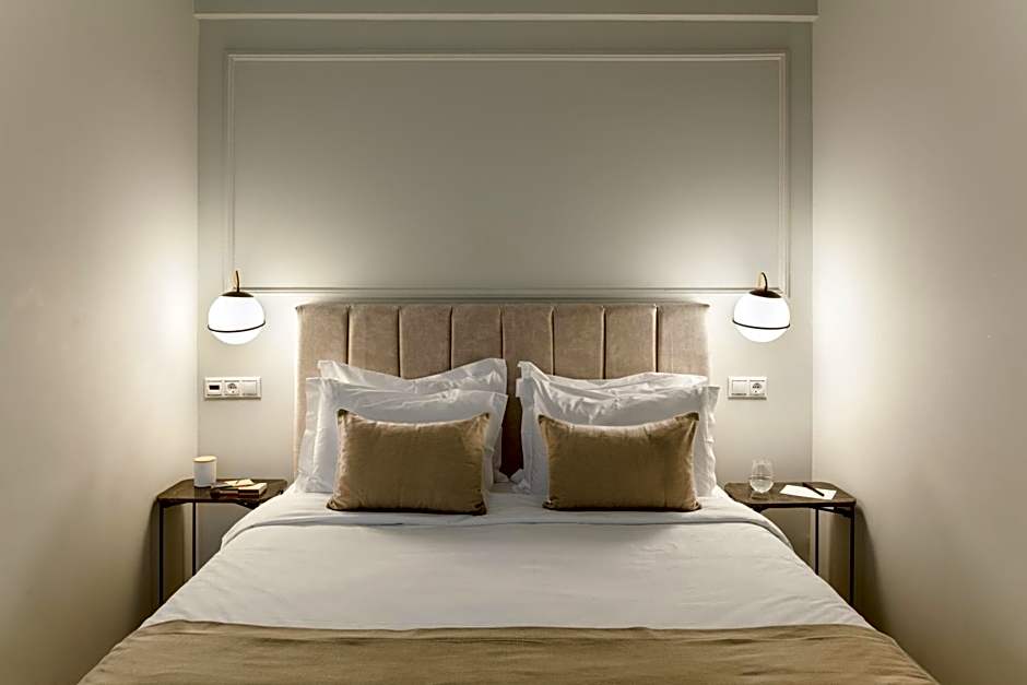 ASTIKON Xenofontos Suites