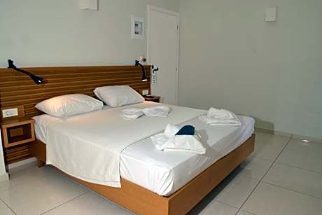 Double Room with Pool View