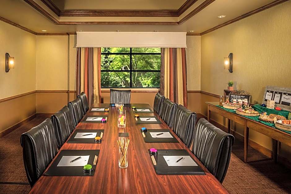 DoubleTree by Hilton Hotel Asheville - Biltmore