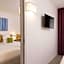 Hotel Paris Louis Blanc