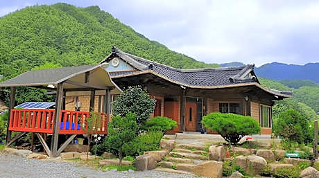 Inje Garam pyeonbaeg Pension