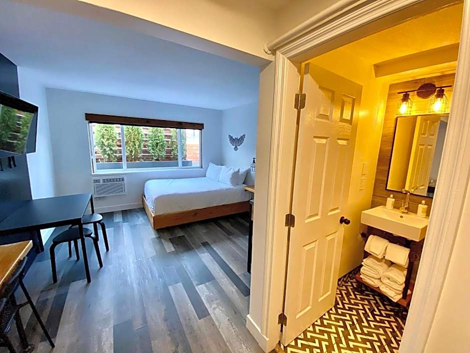Photo 1 of 5 of Standard Room, 1 Queen and Kitchenette (Above LOUD Pub)