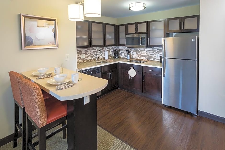 Staybridge Suites Omaha West, an IHG Hotel
