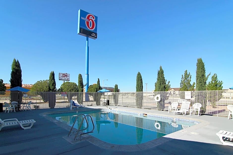 Motel 6-Carlsbad, NM