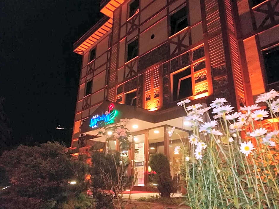 Hotel Lazlakar