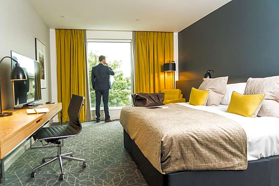 Apex City of Bath Hotel
