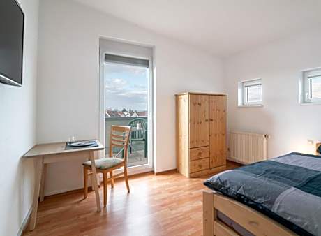 Apartment With Shared Bathroom