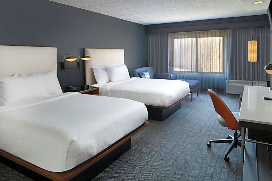 Courtyard by Marriott Providence Lincoln