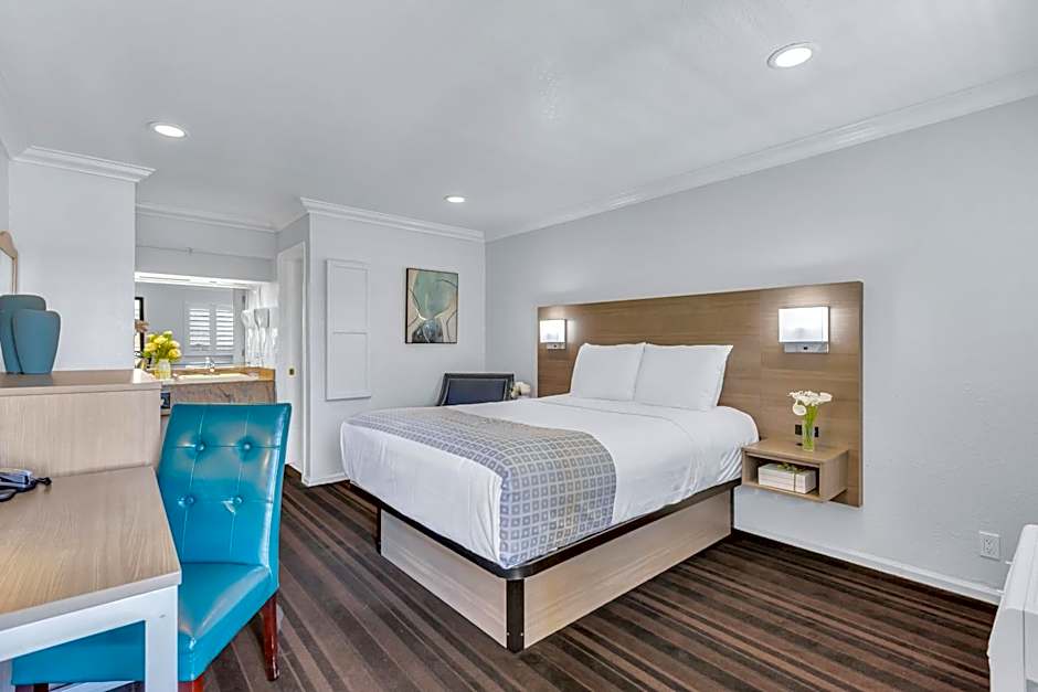 Napa Valley Hotel & Suites