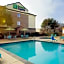 Holiday Inn Express & Suites DFW Airport - Grapevine By IHG