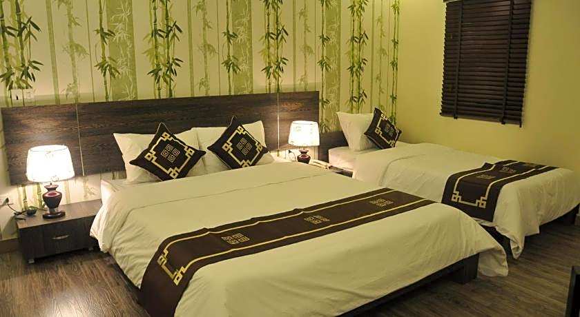 Rose Hotel