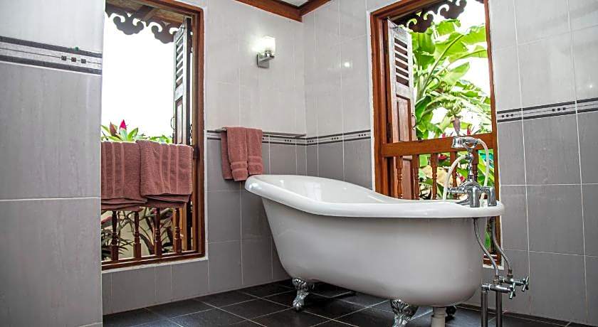 Sunset Valley Holiday Houses