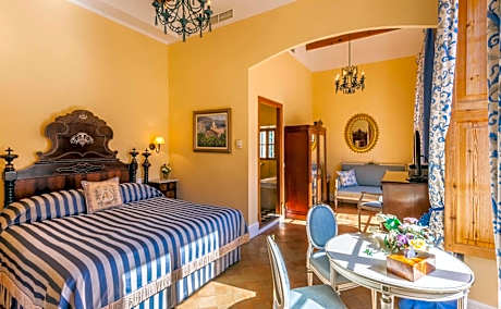 Junior Suite with Mountain View